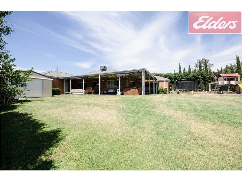 14 Carnoustie Avenue, Wodonga VIC 3690