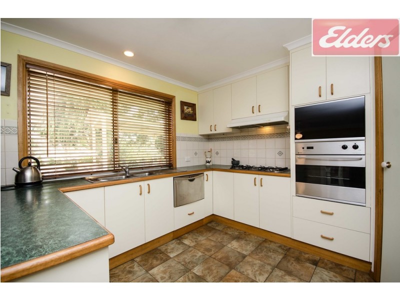 50a High Street, Chiltern VIC 3683