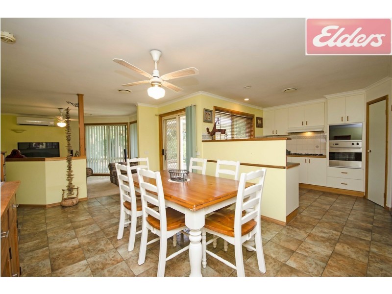 50a High Street, Chiltern VIC 3683