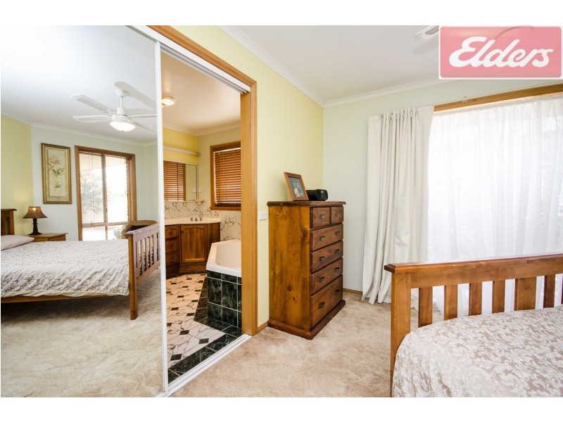50a High Street, Chiltern VIC 3683