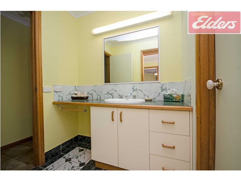 50a High Street, Chiltern VIC 3683