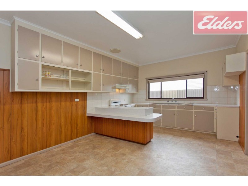 48 Kiewa East Road, Tangambalanga VIC 3691