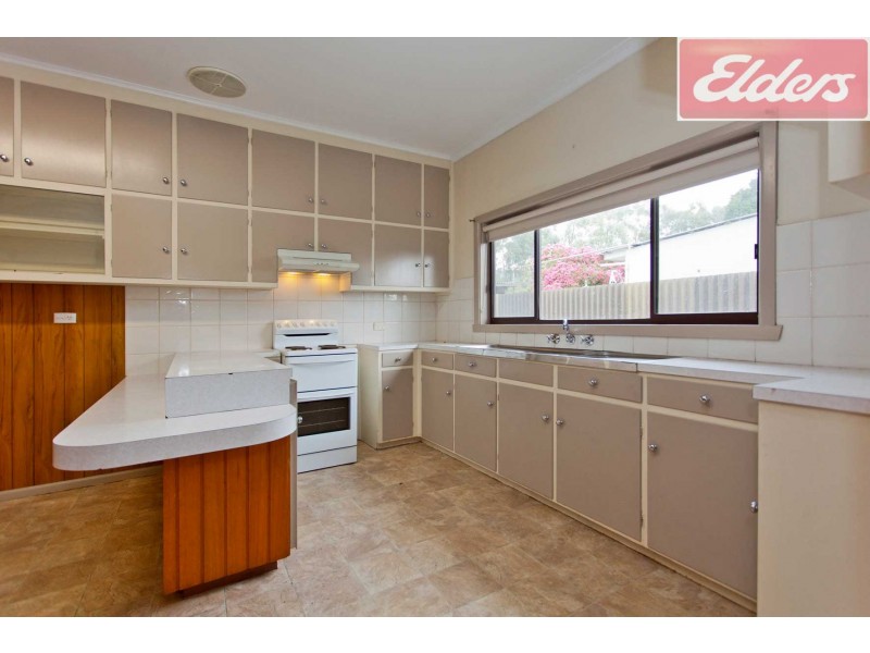 48 Kiewa East Road, Tangambalanga VIC 3691