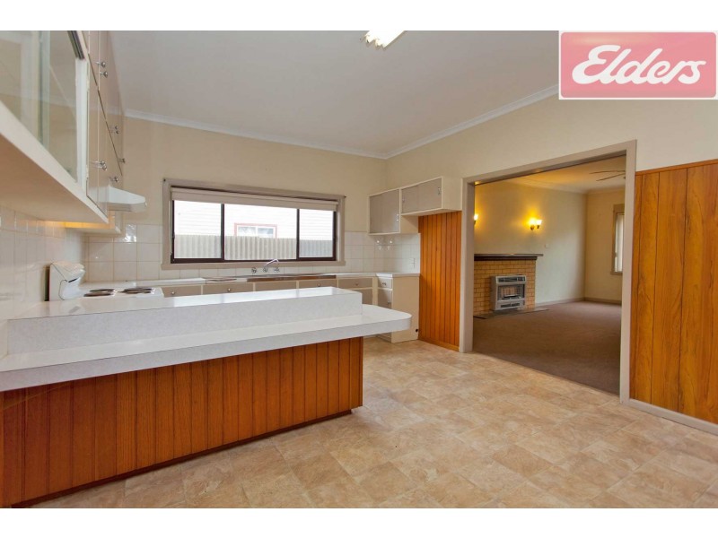 48 Kiewa East Road, Tangambalanga VIC 3691