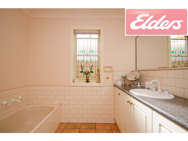 14 Mashie Way, Wodonga VIC 3690