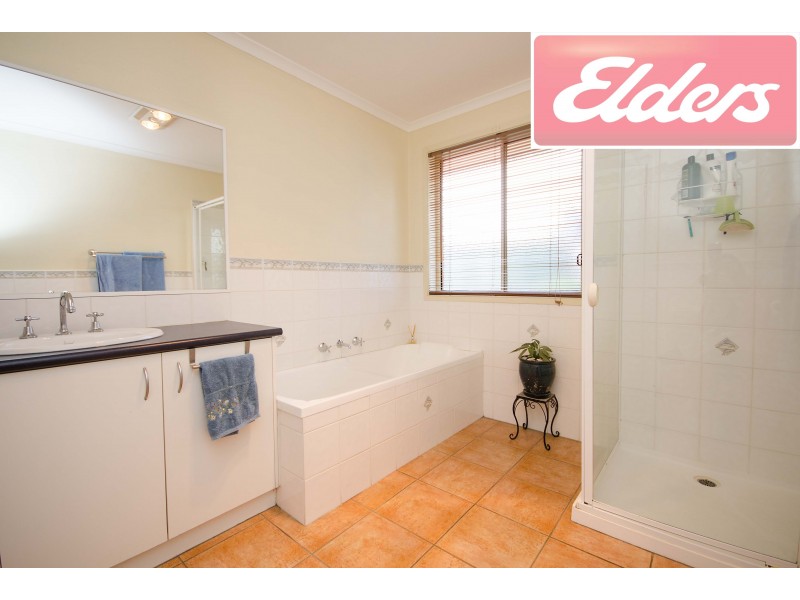 9 Basil Court, Baranduda VIC 3691