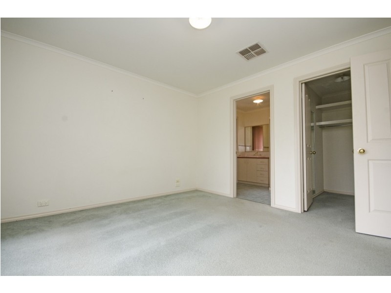 14 Saunders Crescent, Wodonga VIC 3690