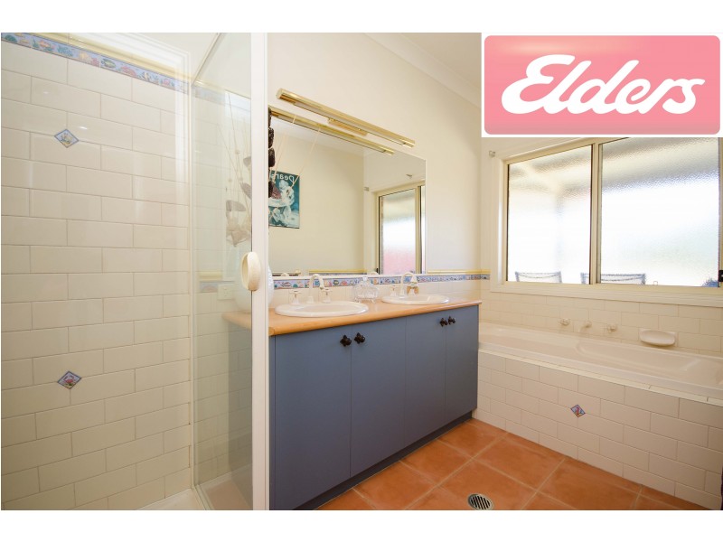 59-61 Huon Kiewa Road, Tangambalanga VIC 3691