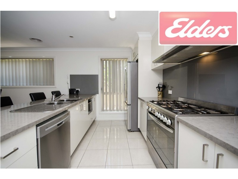 43 Victoria Cross Parade, Wodonga VIC 3690