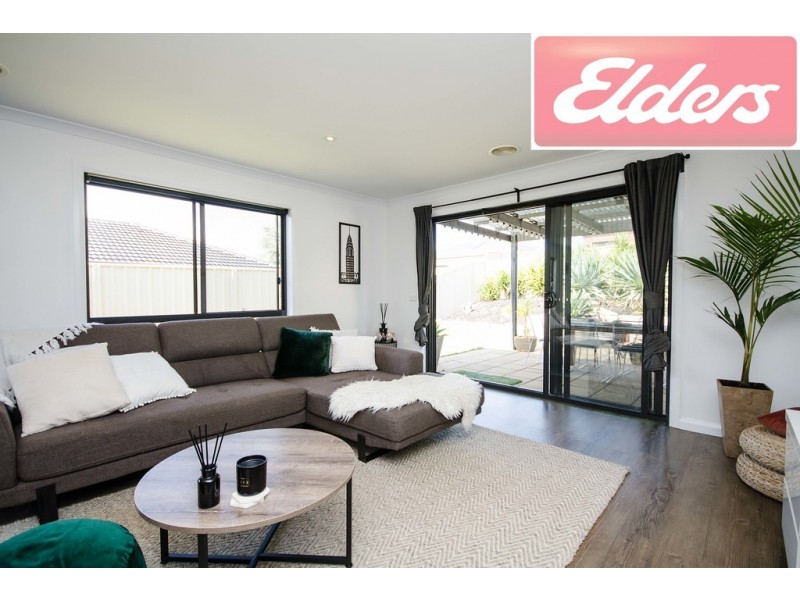 33 Victoria Cross Parade, Wodonga VIC 3690