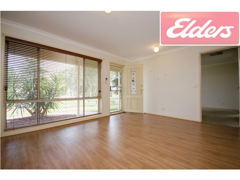 4 Alkira Court, Lavington NSW 2641