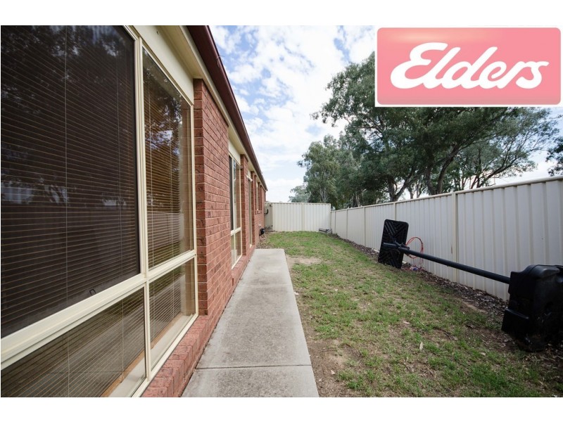 4 Alkira Court, Lavington NSW 2641