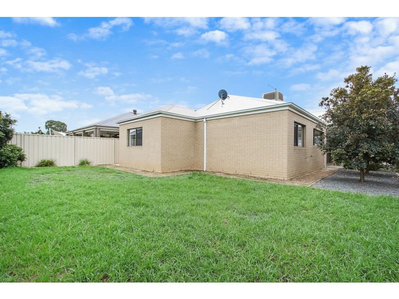 25 Castleton Street, Wodonga VIC 3690