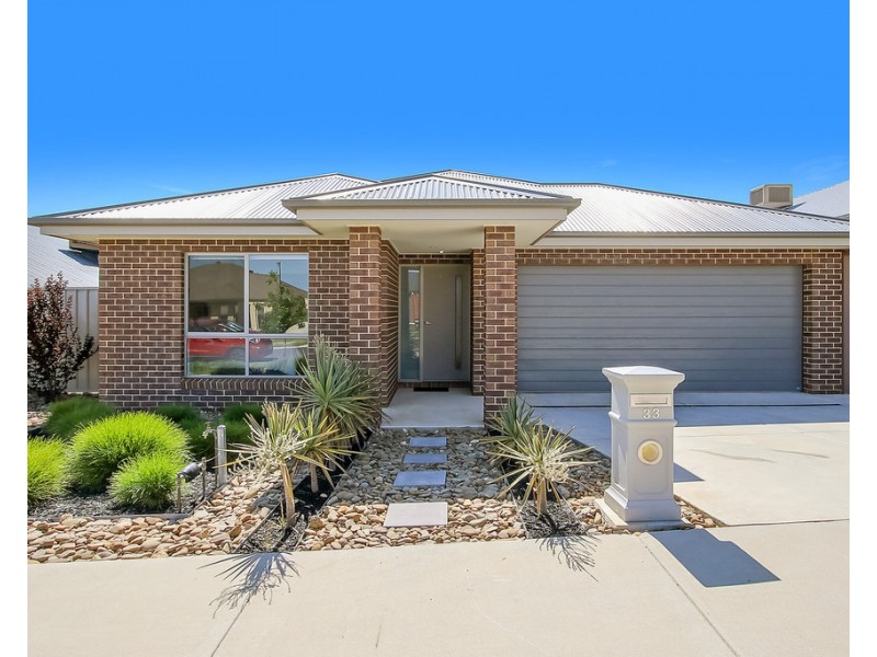33 Rogers Avenue, Wodonga VIC 3690