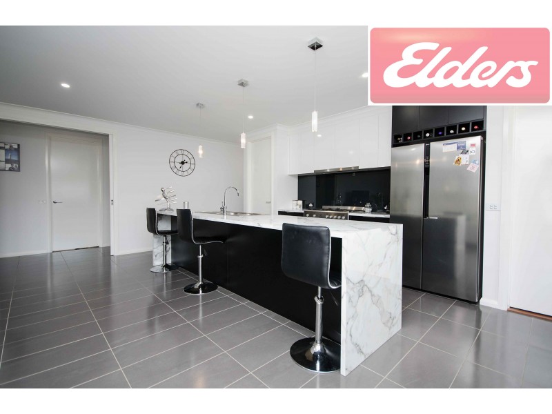 14 Coverdale Drive, Wodonga VIC 3690