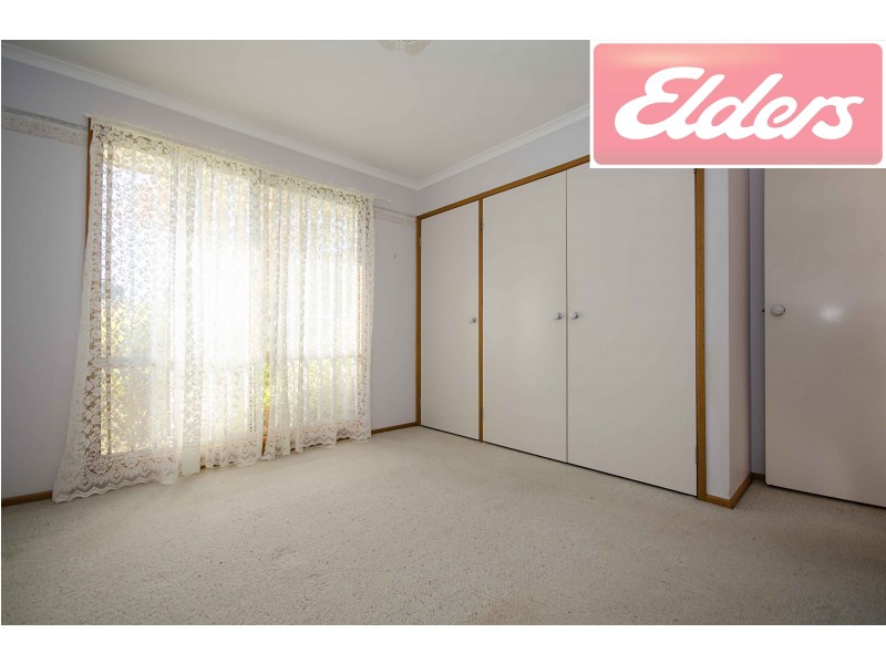 9 Meyer Place, Thurgoona NSW 2640