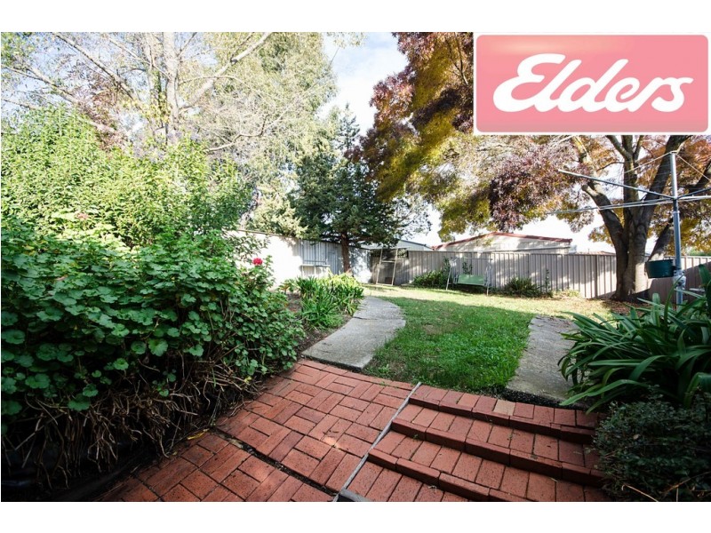 9 Meyer Place, Thurgoona NSW 2640