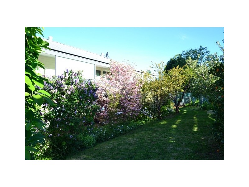 173 Kiewa Valley Highway, Tawonga VIC 3697