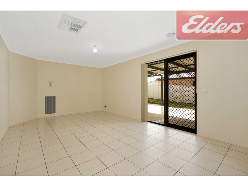 63 Nightingale Avenue, West Wodonga VIC 3690