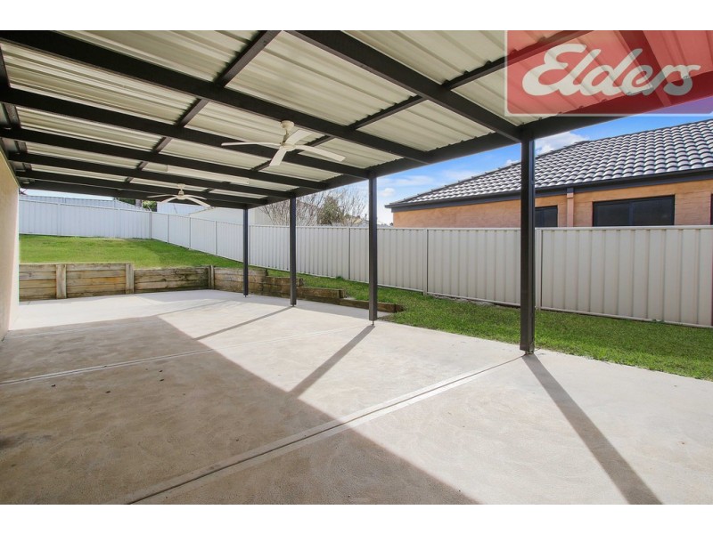 63 Nightingale Avenue, West Wodonga VIC 3690