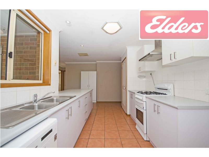 15 Condon Street, Lavington NSW 2641