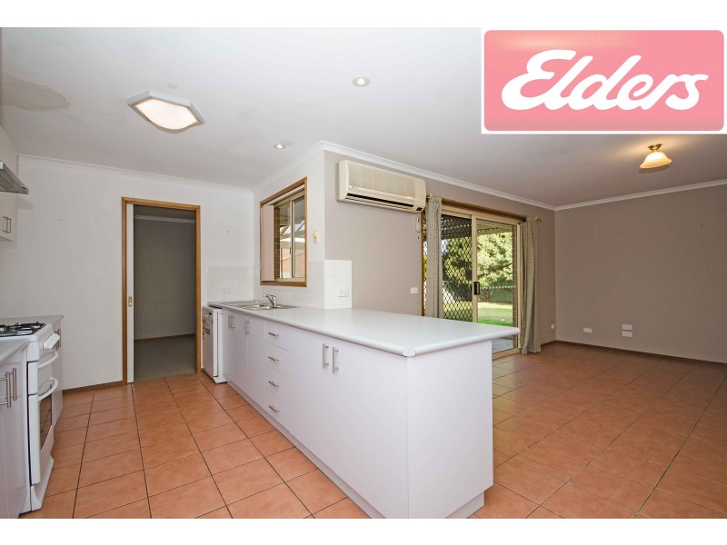 15 Condon Street, Lavington NSW 2641