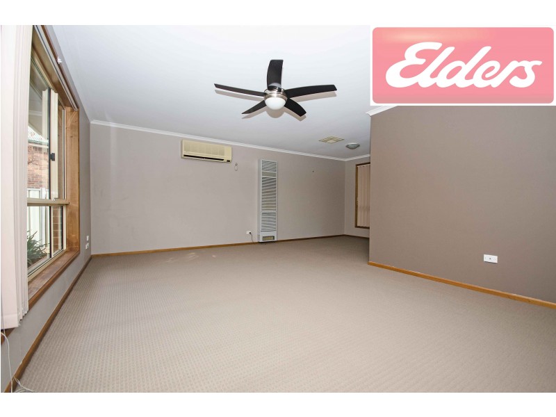 15 Condon Street, Lavington NSW 2641