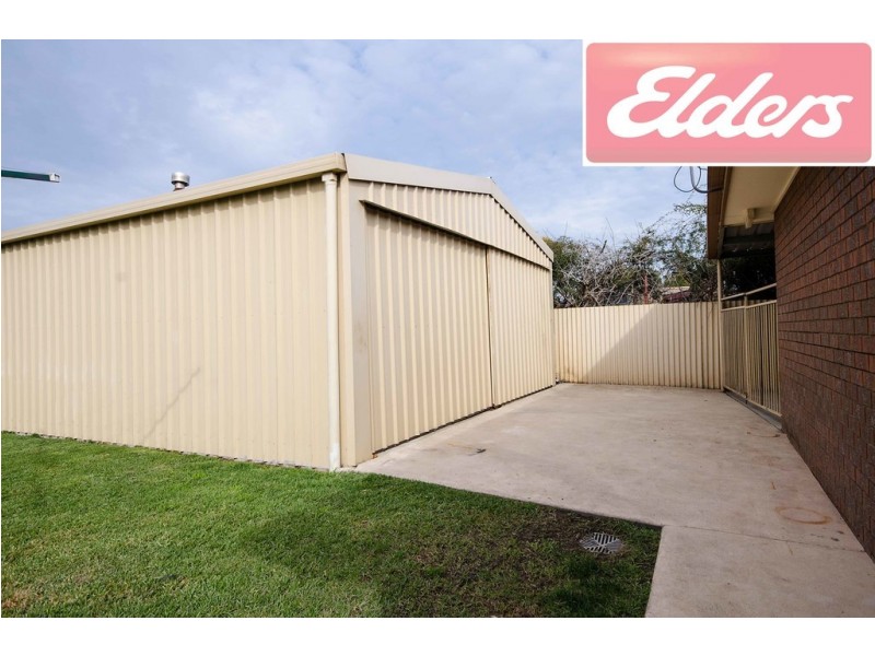 8 Pitmedden Drive, West Wodonga VIC 3690
