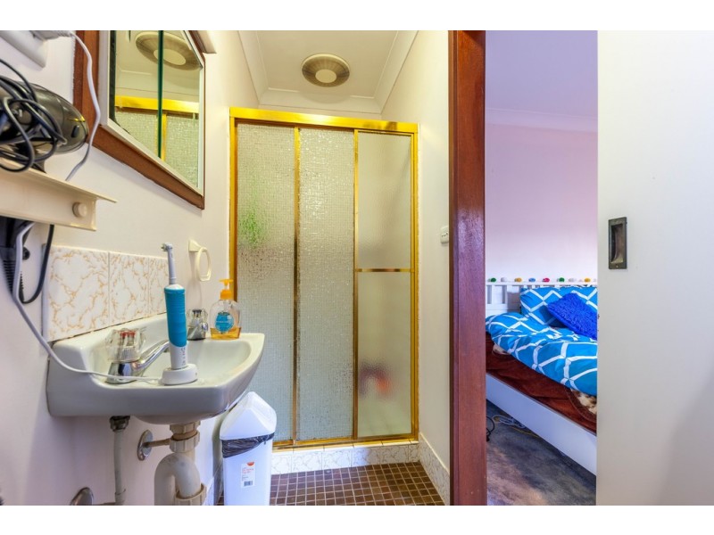 394 Colley Street, Lavington NSW 2641