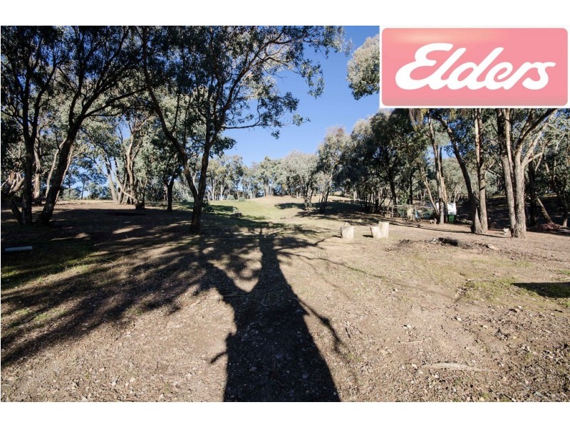 293 Star Lane, Wooragee VIC 3747