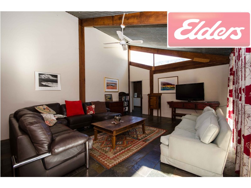 1586 Kiewa Valley Highway, Kiewa VIC 3691