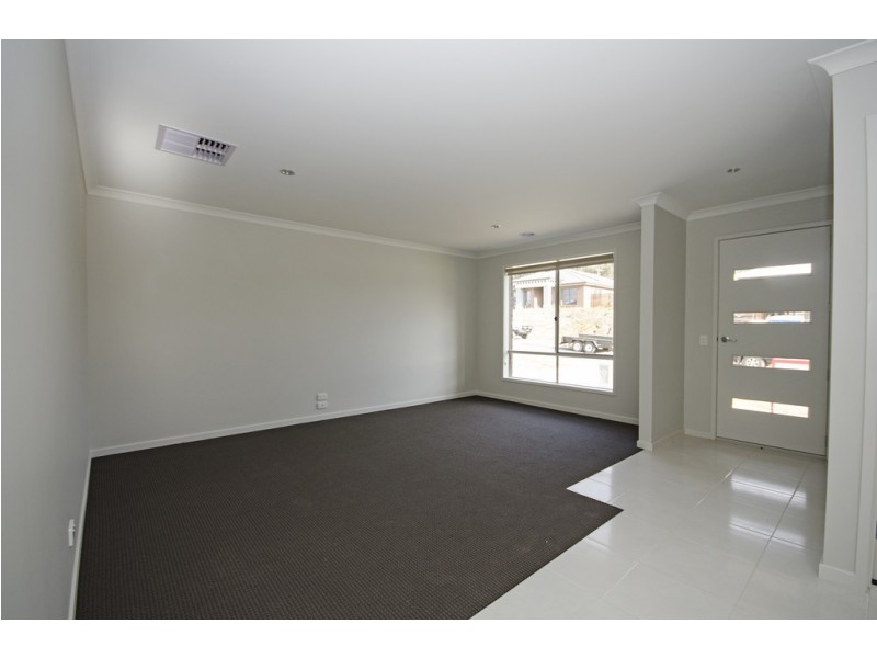 73 Margaret Court Drive, Baranduda VIC 3691