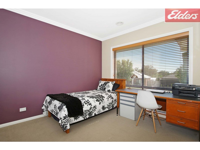 6 Montclair Avenue, Wodonga VIC 3690