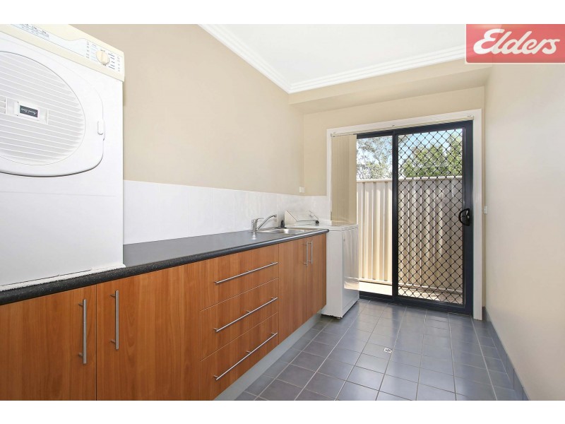 6 Montclair Avenue, Wodonga VIC 3690