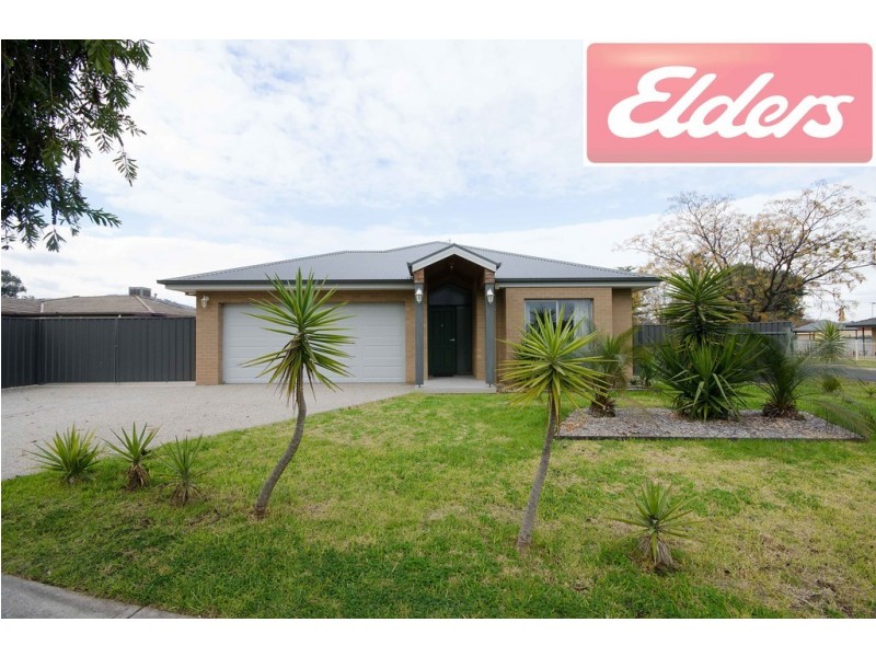584 Hague Street, Lavington NSW 2641