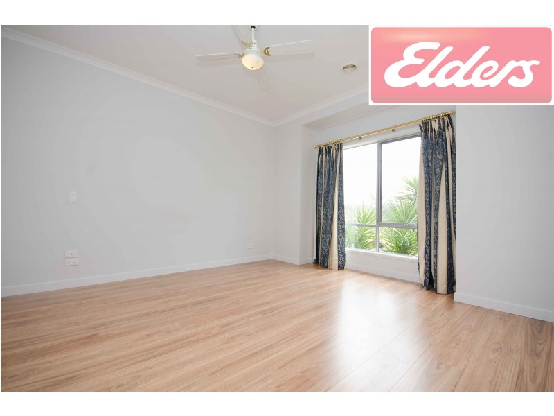 584 Hague Street, Lavington NSW 2641