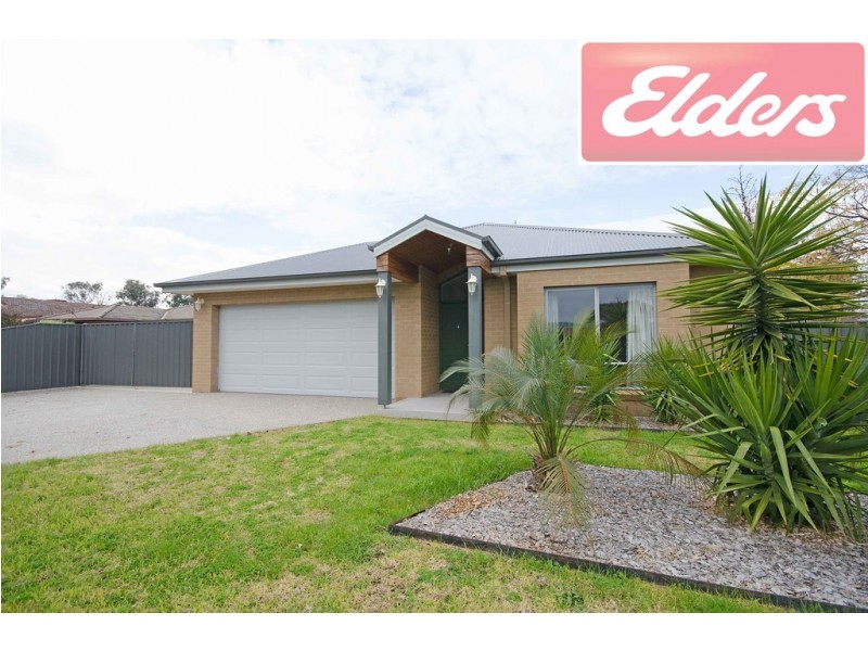 584 Hague Street, Lavington NSW 2641