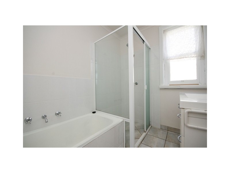 1014 Baratta Street, North Albury NSW 2640