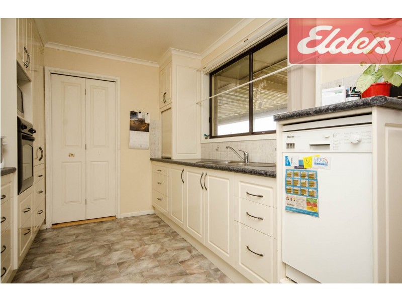 40 Highland Crescent, Wodonga VIC 3690