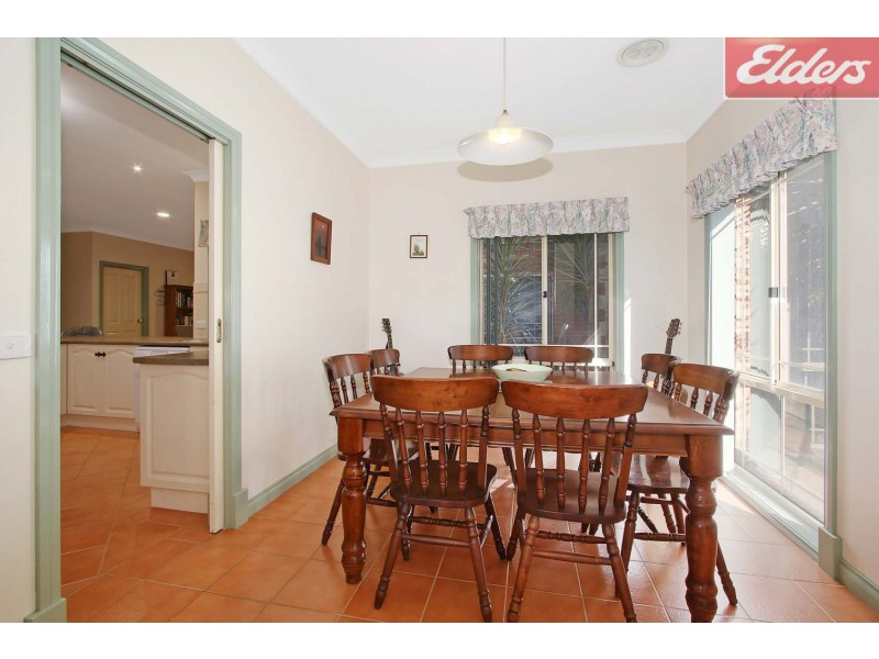 32 Whernside Drive, Wodonga VIC 3690