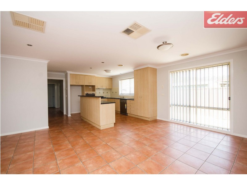 96 Nightingale Avenue, Wodonga VIC 3690