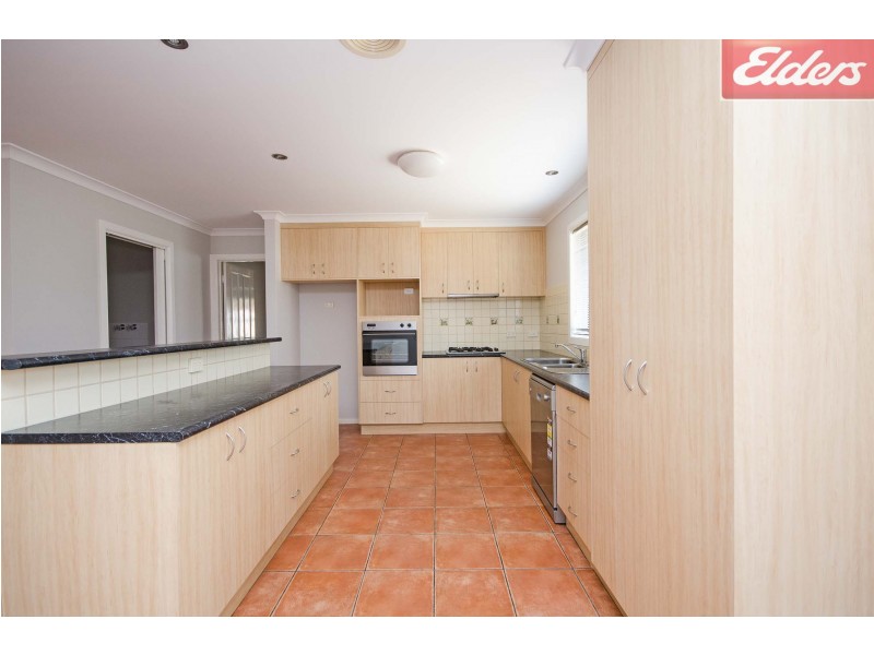 96 Nightingale Avenue, Wodonga VIC 3690