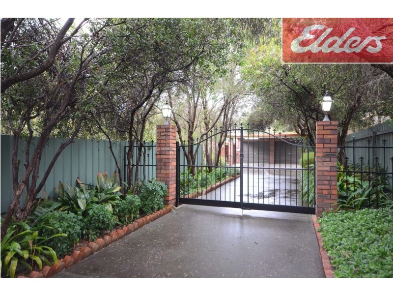 17 Bourke Crescent, Wodonga VIC 3690