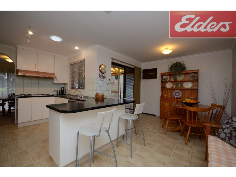 17 Bourke Crescent, Wodonga VIC 3690