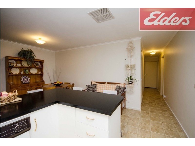 17 Bourke Crescent, Wodonga VIC 3690