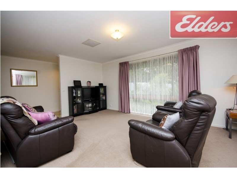 17 Bourke Crescent, Wodonga VIC 3690