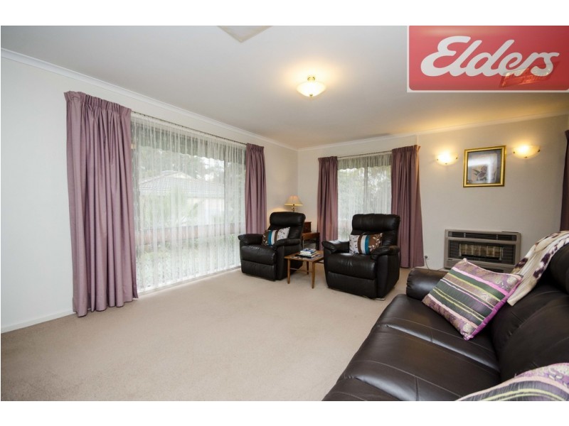17 Bourke Crescent, Wodonga VIC 3690