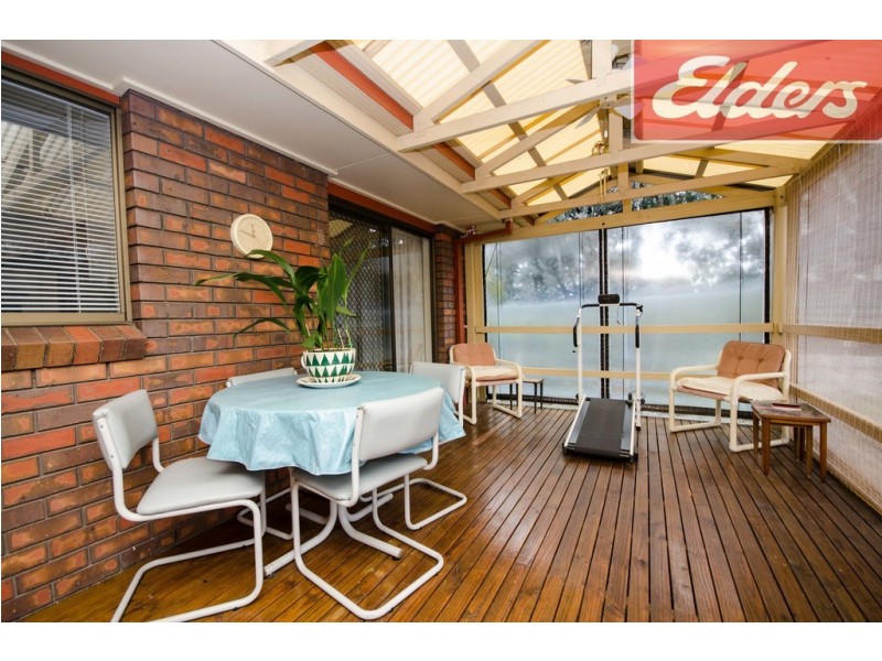 17 Bourke Crescent, Wodonga VIC 3690