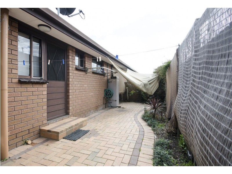 6/384 Kaylock Road, Lavington NSW 2641