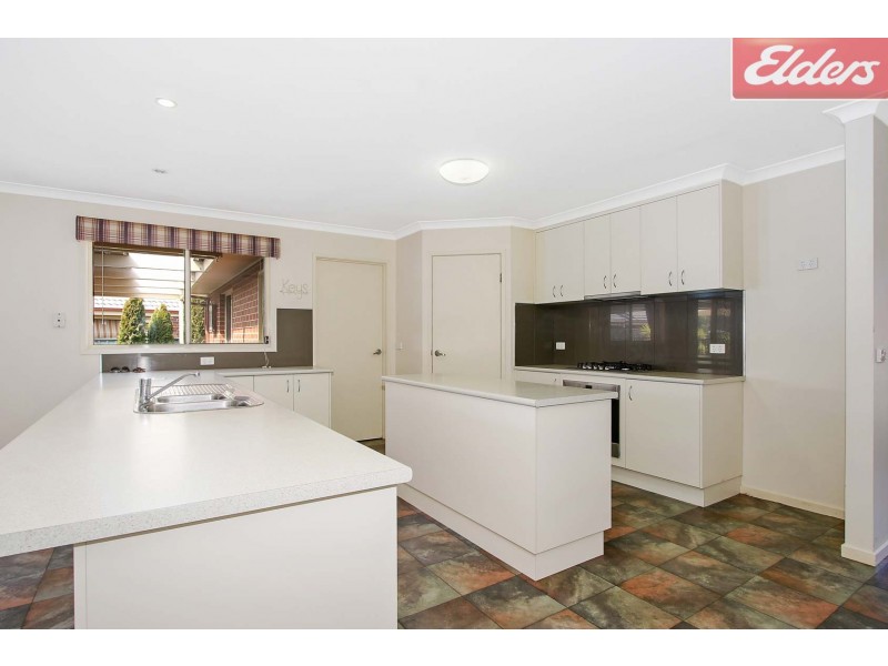 20 The Grove, Thurgoona NSW 2640